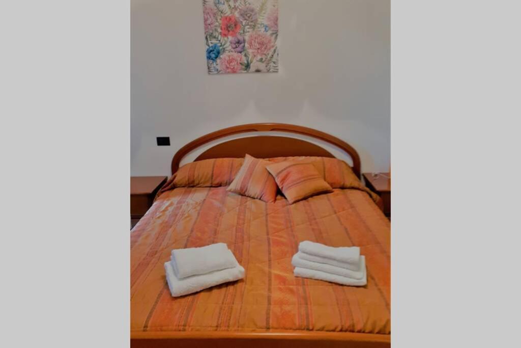 Feel At Home - Casa Loredana Lovere Exteriér fotografie